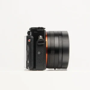 Alternative view of Sony Cyber-shot DSC-RX1R II Black Digital Camera 42.4MP Full-Frame ZEISS 35mm f/2 – Used